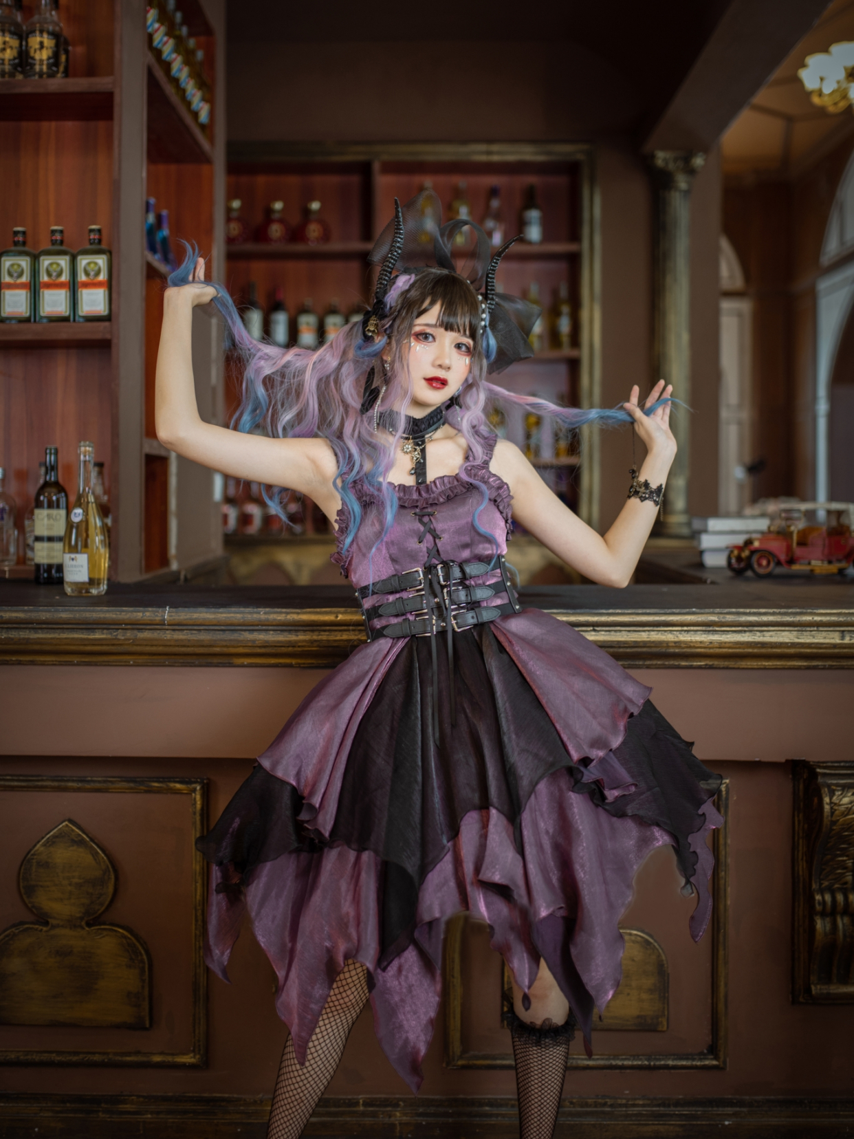 有一种洛丽塔叫"苍蝇裙",第一眼很丑,看完却被惊艳了